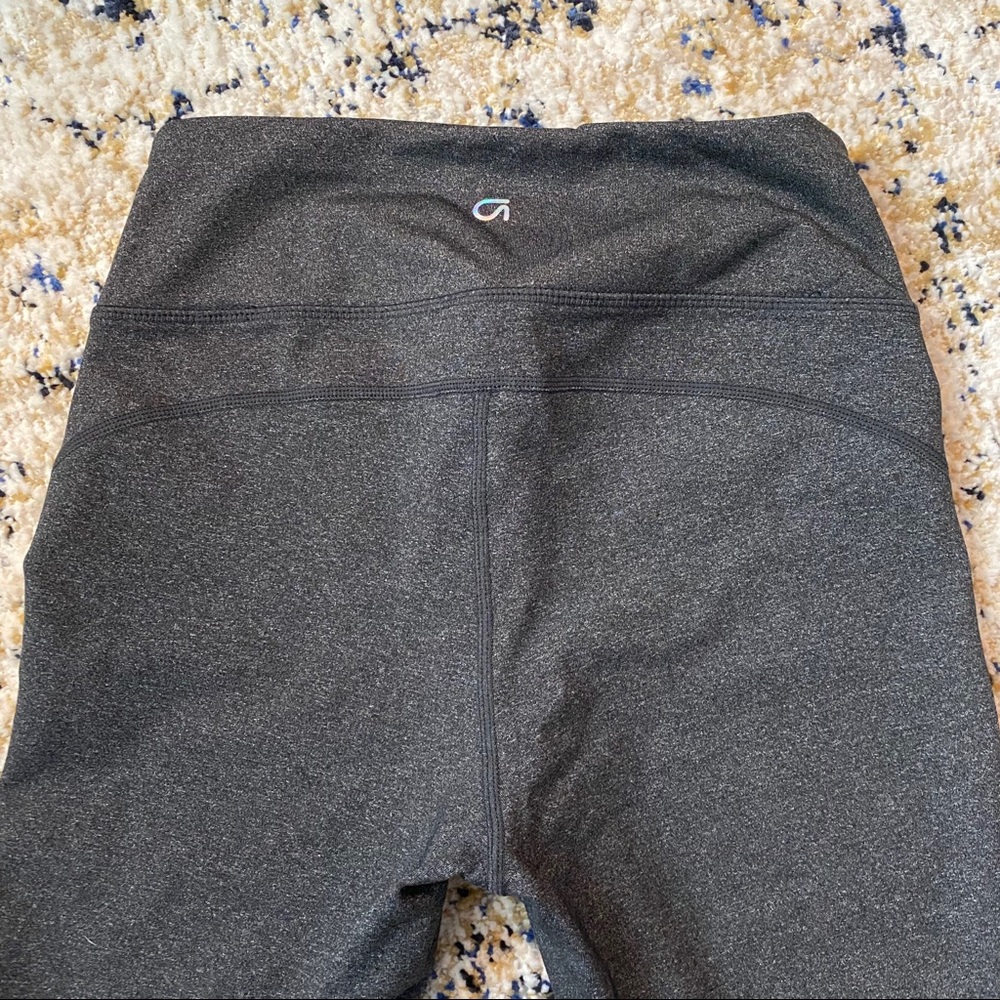 GapFit Grey Leggings - Like New | Size Small - Picture 3 of 6